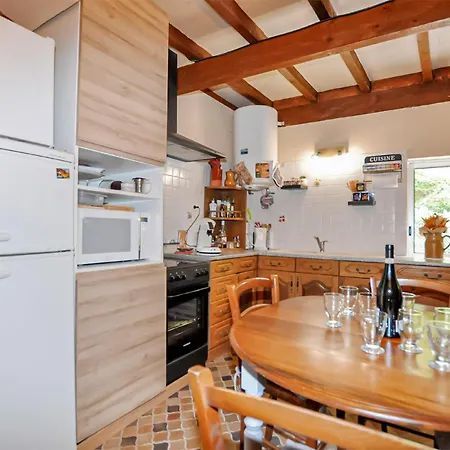 Feriehus Lovely In With House A Mountain View